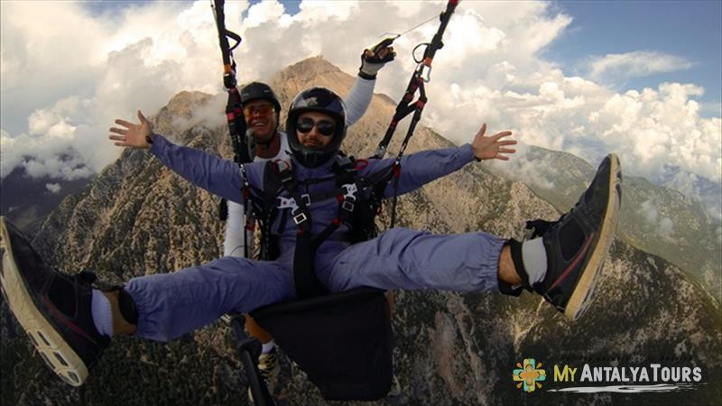 Paragliding in Antalya